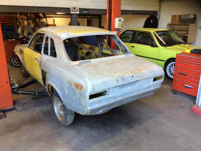 À vendre caisse ford escorte mk1 1600cc Mexico 3