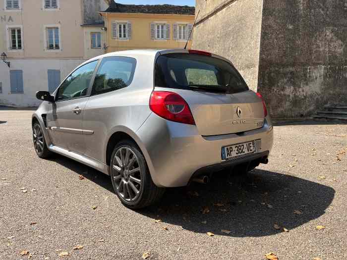 Renault Clio 3 rs 1