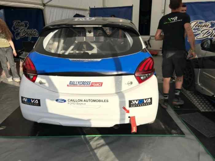 Peugeot 208 F2000 - Actuellement en Rallycross Division4 2