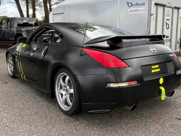 Nissan 350Z circuit asphalte 0