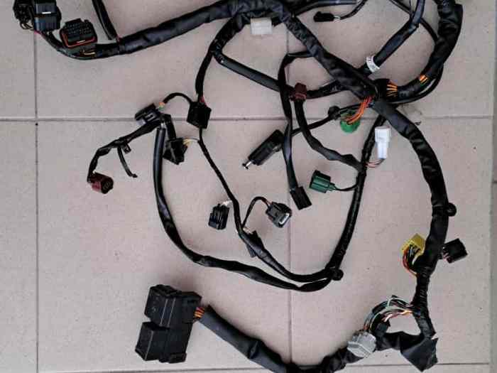 Moteur SUZUKI GSXR 600 N723 3