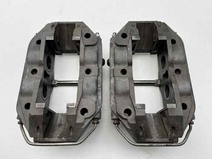 2 ETRIERS ALCON 4 PISTONS 3
