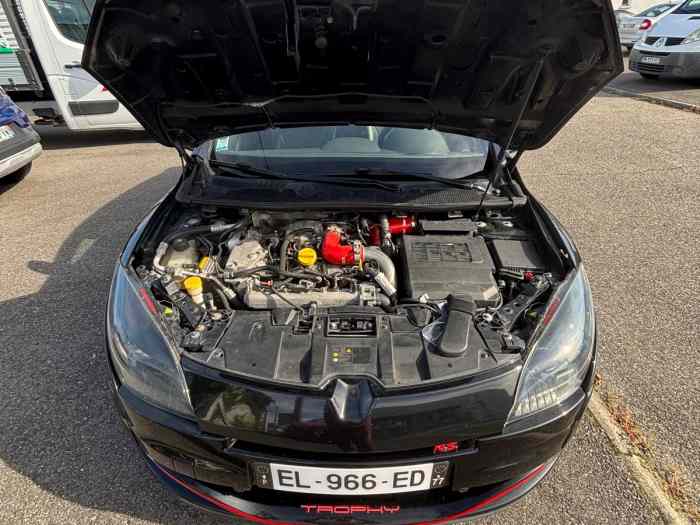 Renault megane coupé 3 RS TROPHY phase 2 4