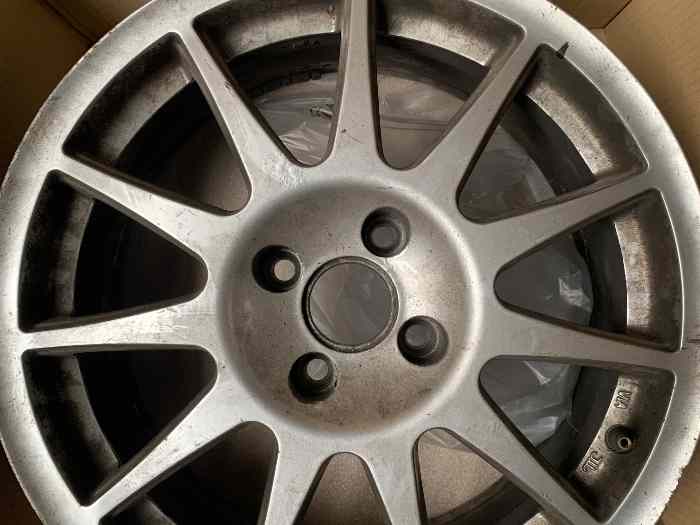 4 jantes d’origine clio 2 RS Ragnotti 1