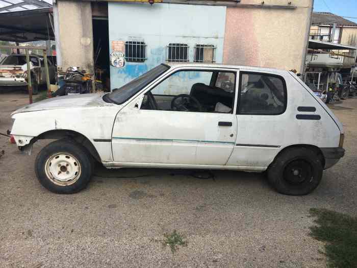PROJET 205 RALLYE TERRE OU GOUDRON 1