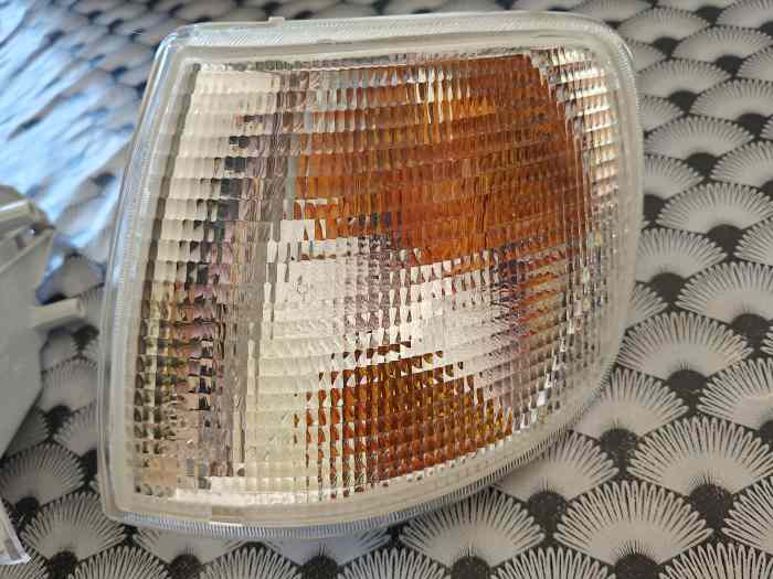 Clignotants ford sierra berline blanc 0