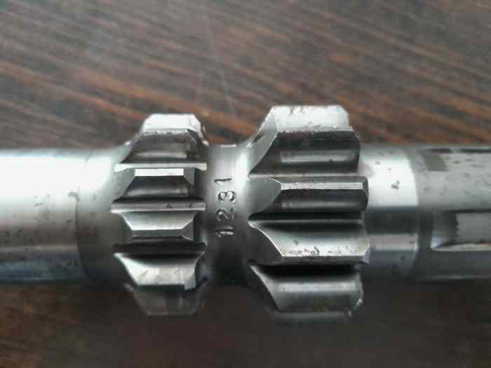 Hewland F3A Pignon 1ere 12x31 1
