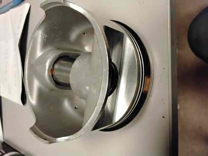 1 piston OMEGA PEUGEOT 309 GTI 16 83,5MM 3