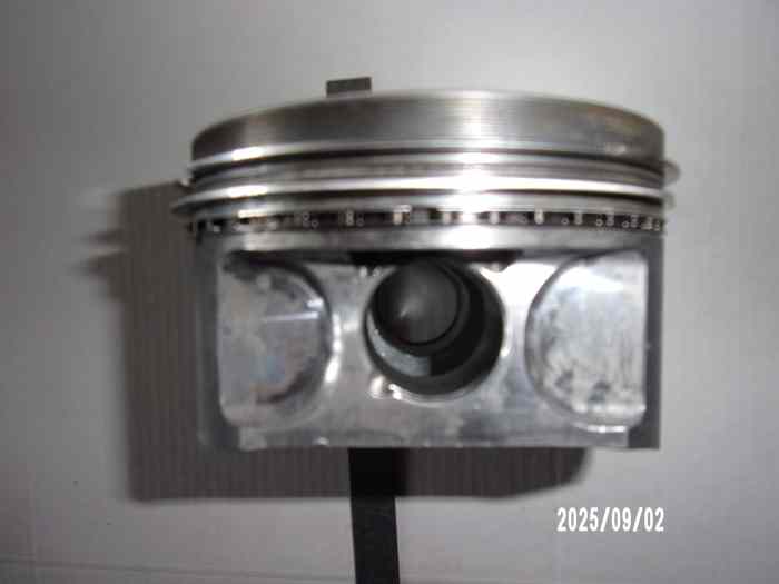 cherche piston 1