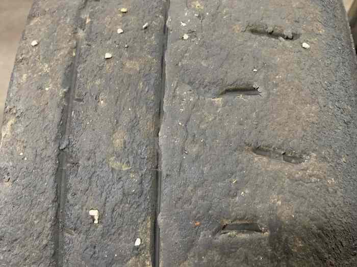 Hankook T33 en 16 3