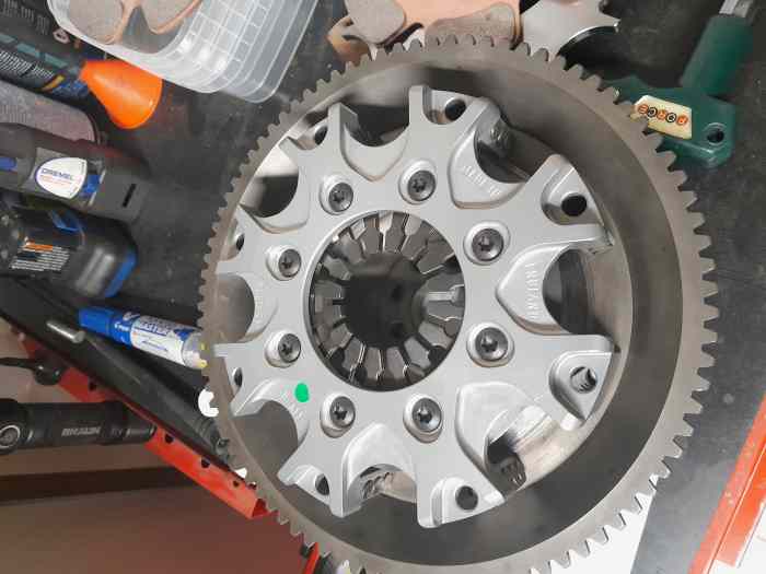 RADICAL SR8 V8 RPE 2