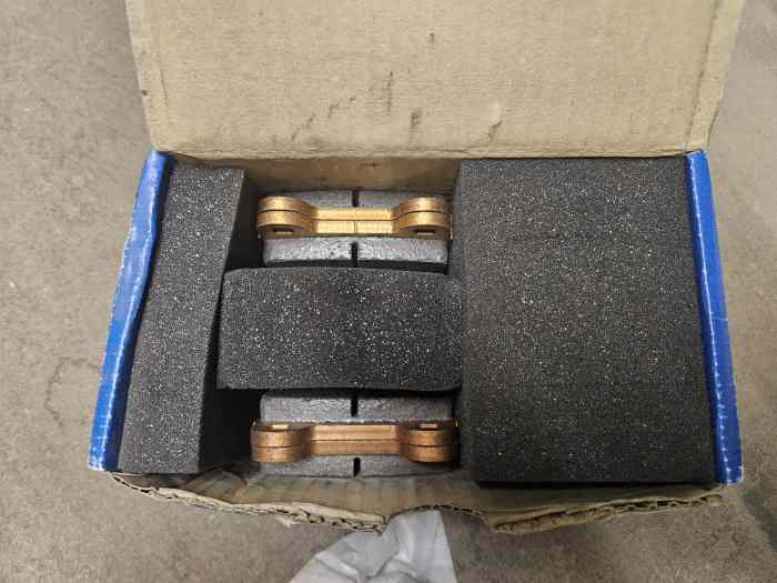 Plaquettes Ar CL RC6 Clio R3 Max 1