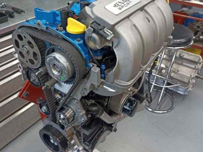 Moteur Clio r3 max 250