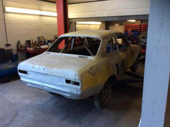 À vendre caisse ford escorte mk1 1600cc Mexico 4