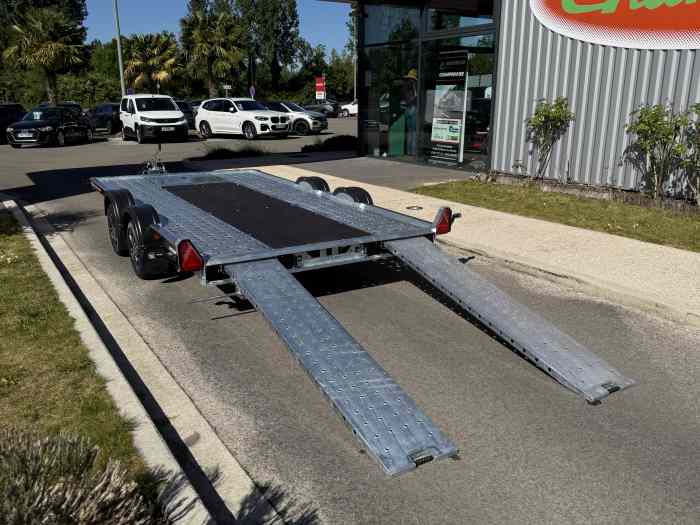 NOUVELLE BRIAN JAMES A-TRANSPORTER A4 4.0m X 1.90m 2700 kg / REMORQUE NEUVE / PLATEAU PORTE AUTO / JANTES ALU / OPTIONS TREUIL / OPTION BASCULEMENT HYDRAULIQUE : MODELE 2025 /... 3