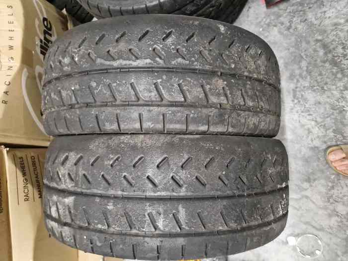 Pneus Michelin en 16