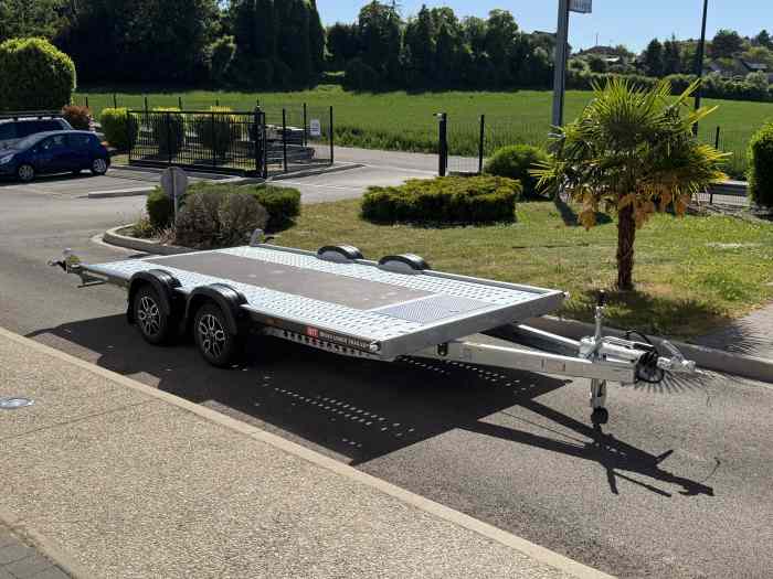 NOUVELLE BRIAN JAMES A-TRANSPORTER A4 4.0m X 1.90m 2700 kg / REMORQUE NEUVE / PLATEAU PORTE AUTO / JANTES ALU / OPTIONS TREUIL / OPTION BASCULEMENT HYDRAULIQUE : MODELE 2025 /... 0