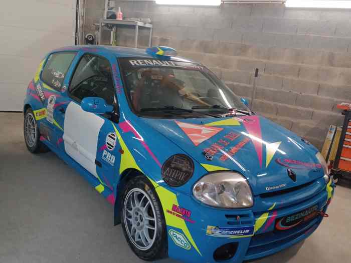 Clio 2 RS 1 N3 0