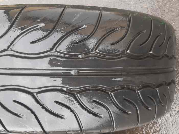 2 pneus Yokohama Advan Neova 225/50/R16 92 V