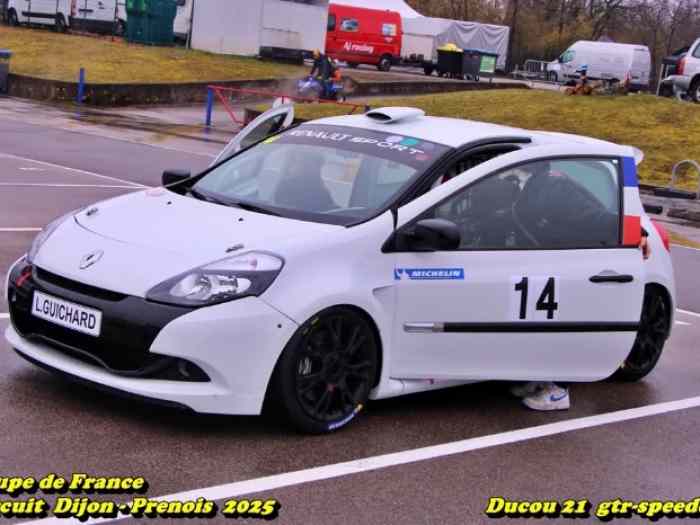 Clio 3 Cup 2012 4
