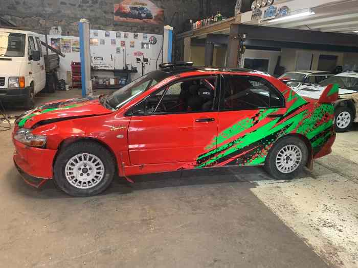 Vend deux Mitsubishi Evo8 2