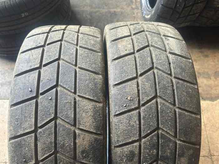 Vend 2 pneus pluie W51 hankook jamais ...
