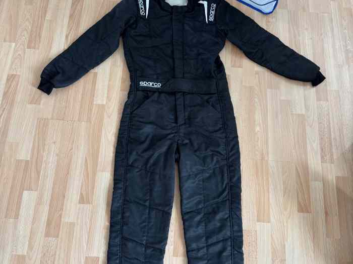 Combinaison SPARCO TAILLE 44 État Neuf 2