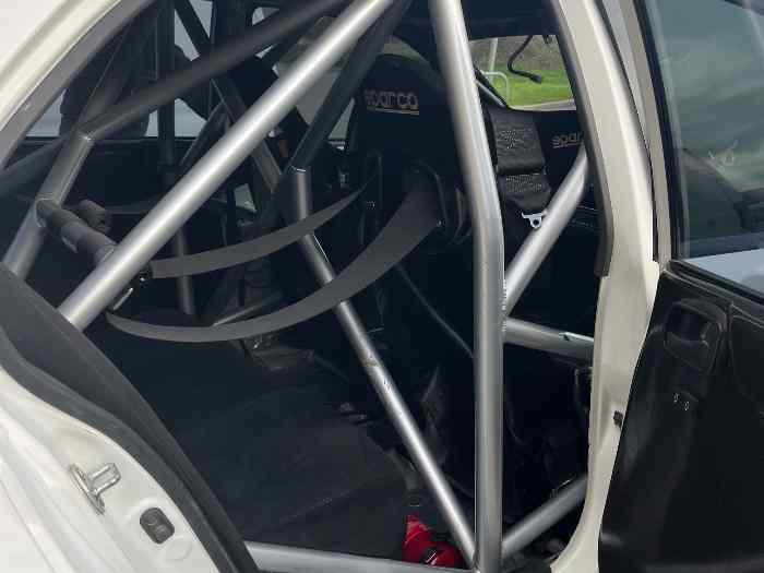 Mitsubishi evo 9 2