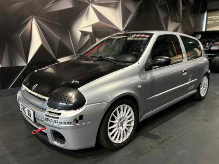 Renault Clio II 2 Phase 1 RS Piste Circuit TrackDay 220 CH Alfano Baquets Arceau capot Fibre Pneus Slick 0