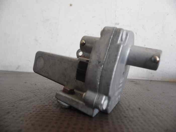 COMMANDE AIR ADDITIONNEL 0280140220 PORSCHE 924 TURBO 5