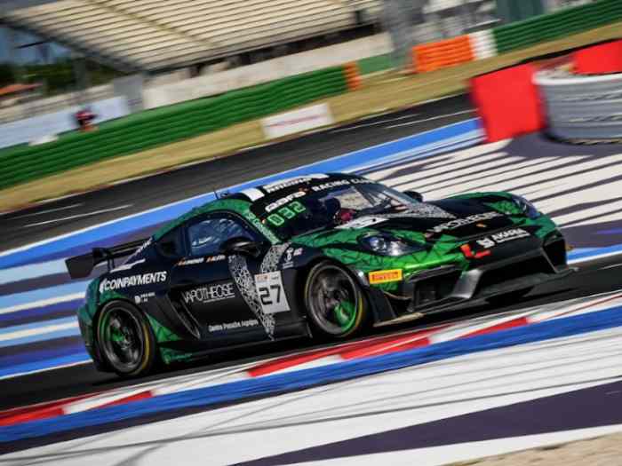 Porsche 718 Cayman GT4 RS ClubSport 2025 3