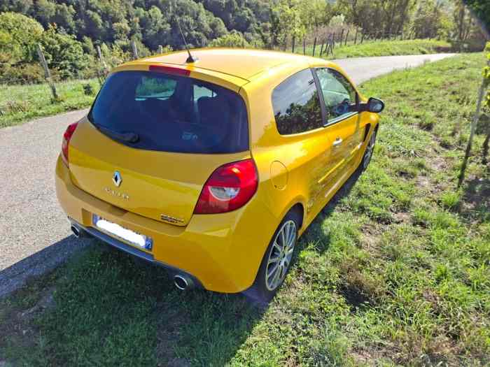 Clio III RS luxe 203ch 1