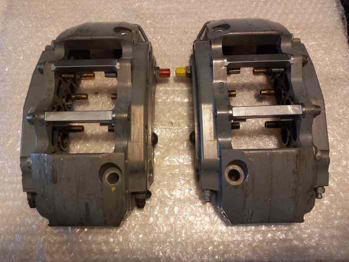 Etriers Alcon 12 pistons disques 376 kit car 1