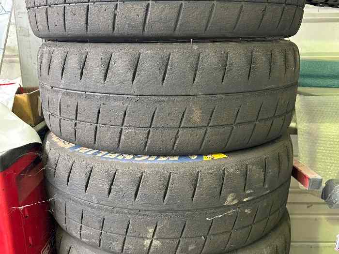 Michelin M20 16 pouces