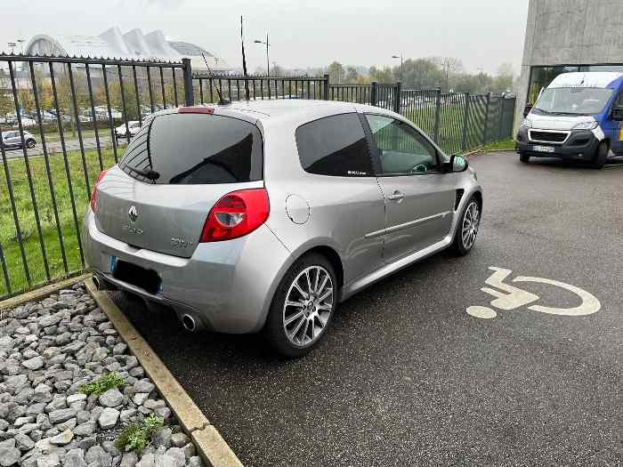 Clio III RS 1