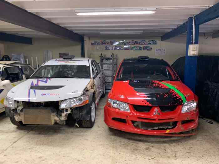 Vend deux Mitsubishi Evo8 0