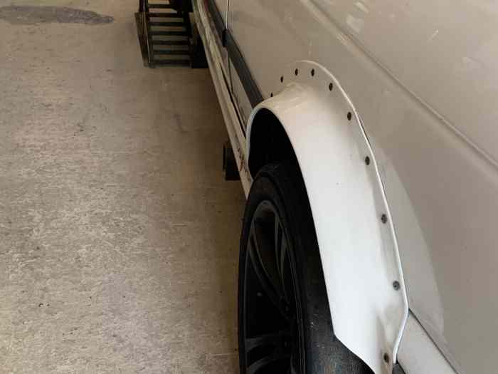 E36 compact M3 caisse hs