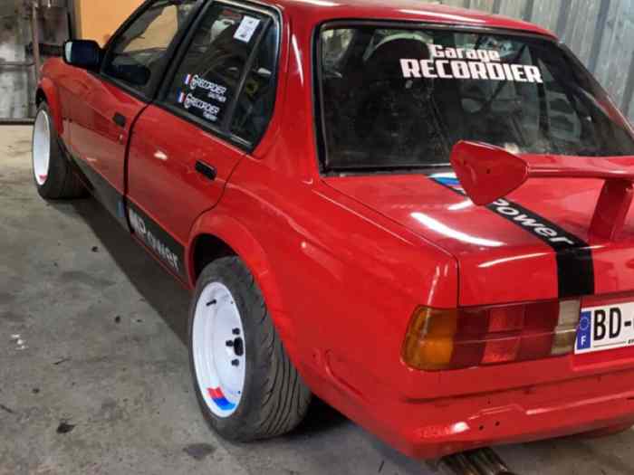 BMW e30 325 I 4