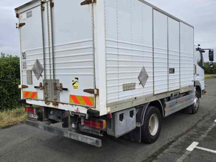 Mercedes atego 918 2