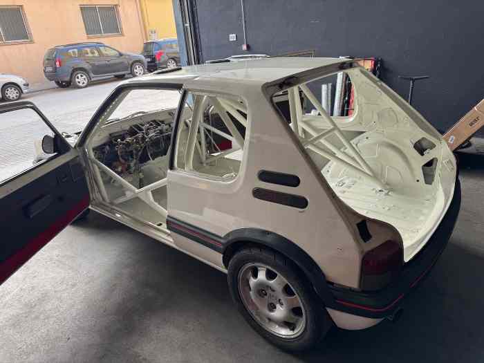 PEUGEOT 205 F20 1