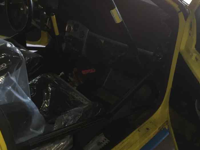 Renault clio 3 F2000/14 3