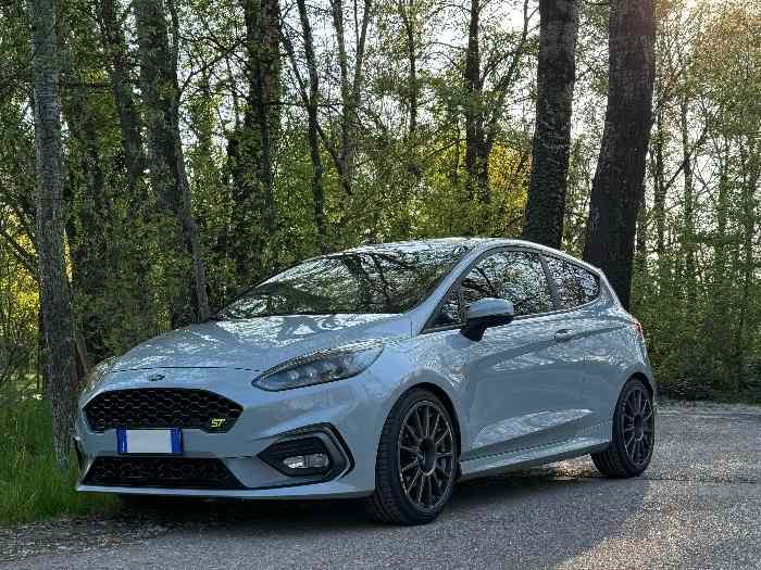 Jante Ford Fiesta ST MK8 8x18 Cinel Racing Turismo 3