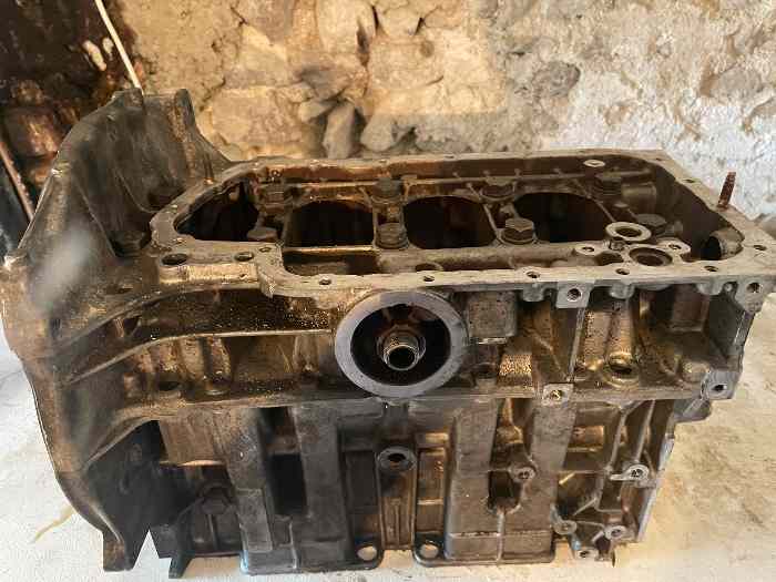 Bloc moteur Tu2j2 1