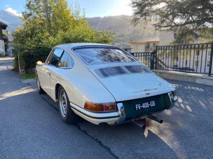 PORSCHE 911 2 litres SWB FIA 5