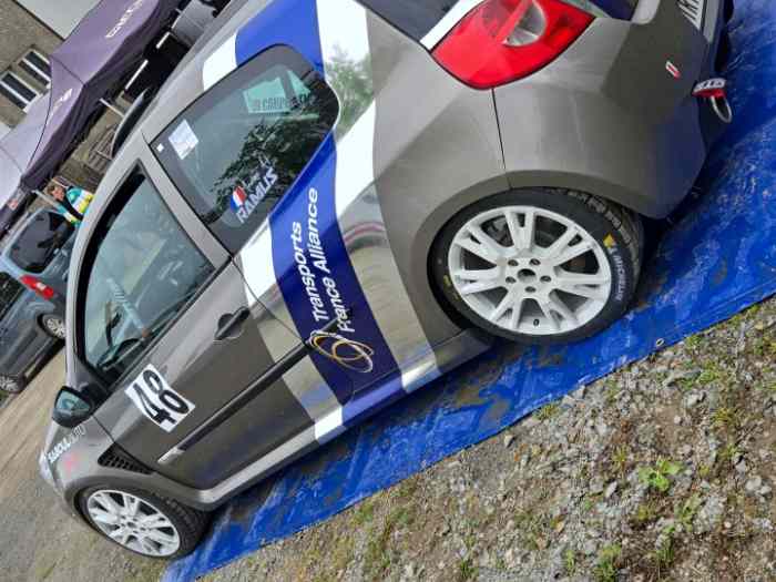 Clio 3 cup 2