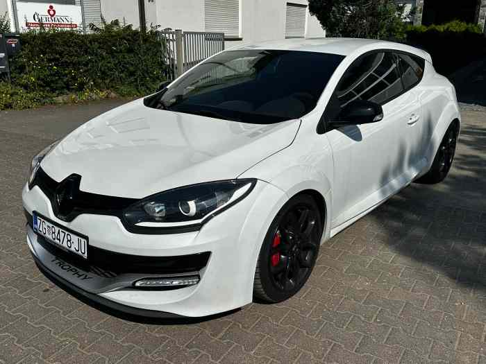 Megane RS Track Car 1