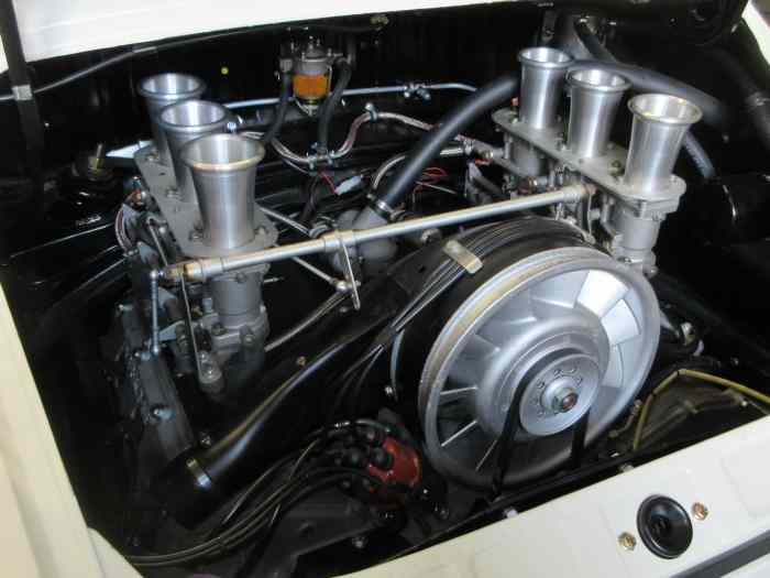 PORSCHE 911 2.0 CUP 1
