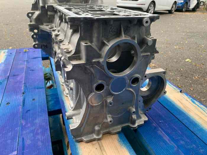 new engine block Peugeot 208 R2 2