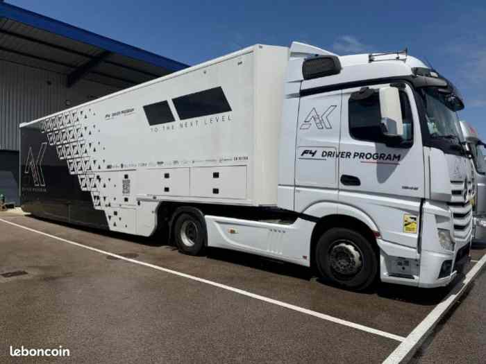 Ensemble Semi de course + Tracteur 1