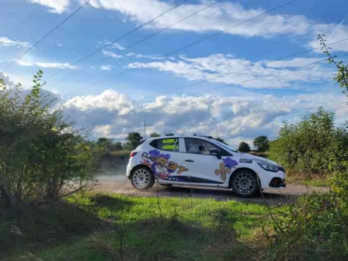 Clio r3t reprise possible